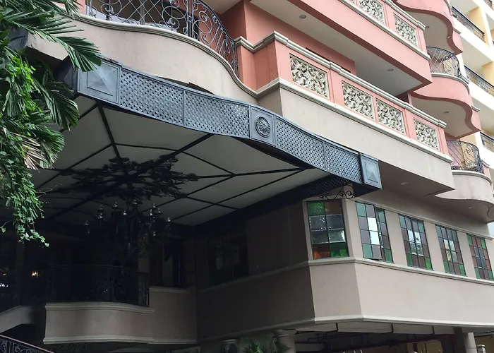 Aparthotel Sophia 3*